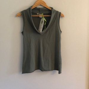 NWOT PRAIRIE UNDERGROUND FALCONET TOP—Medium